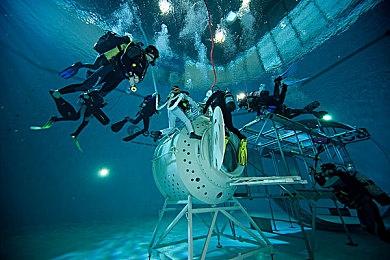 《艾尔登法环：黑夜君临》Boss战实机：公爵的夫雷迪亚